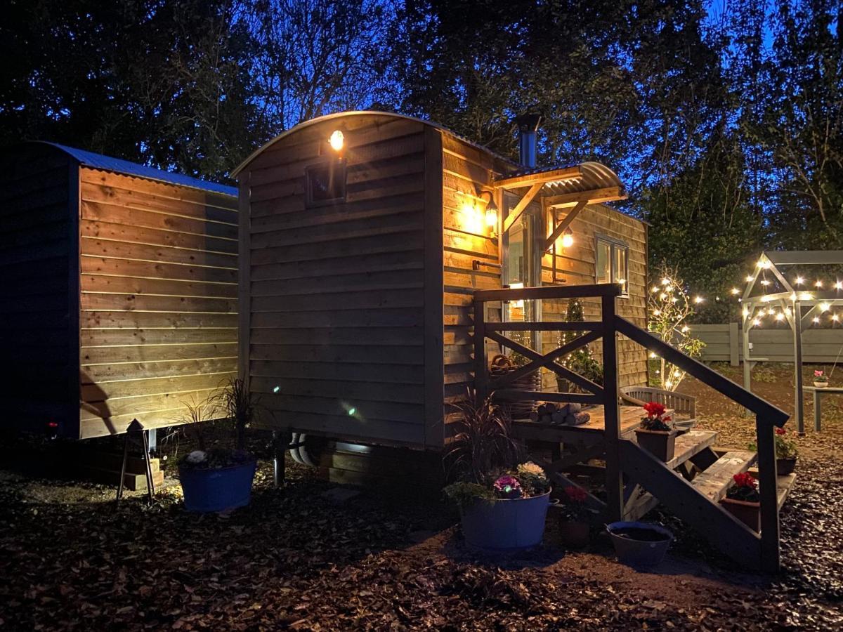 Cosy Double Shepherds Hut In Beautiful Wicklow With Underfloor Heating Throughout Rathnew Exteriör bild