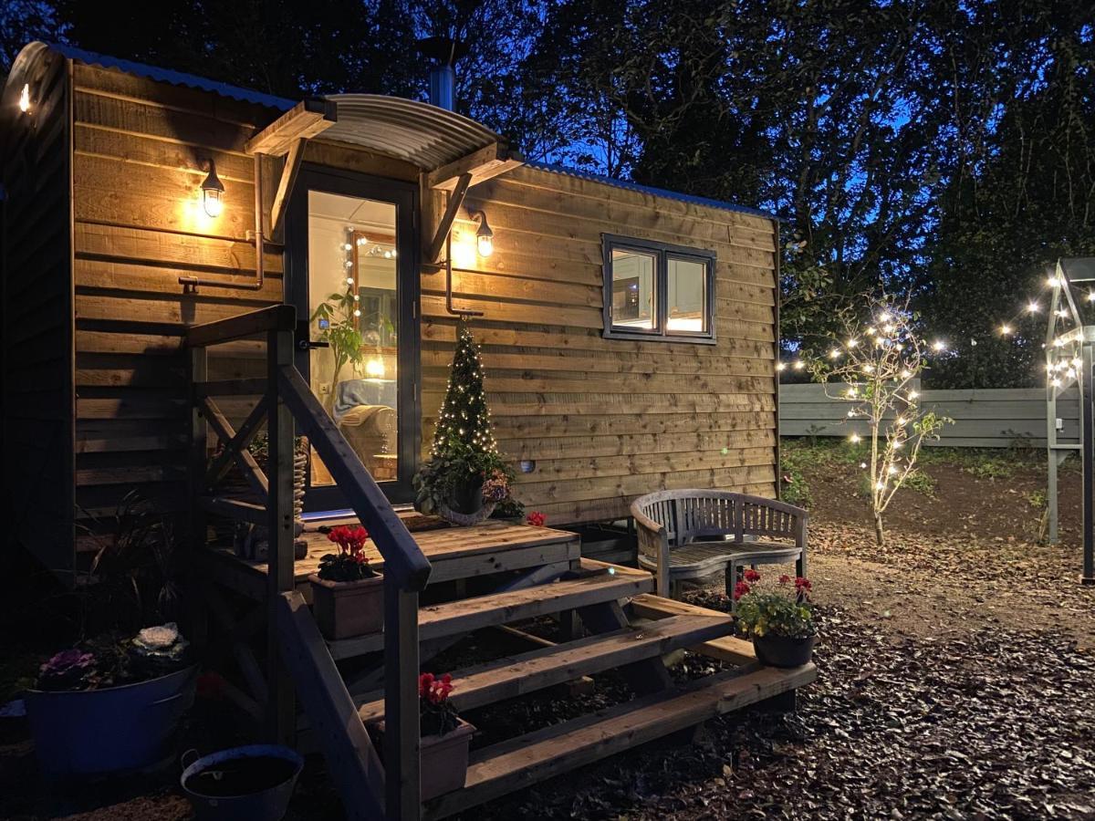 Cosy Double Shepherds Hut In Beautiful Wicklow With Underfloor Heating Throughout Rathnew Exteriör bild